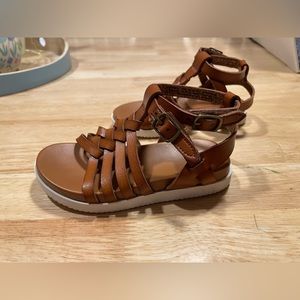Toddler size 8 Brown Velcro Sandals